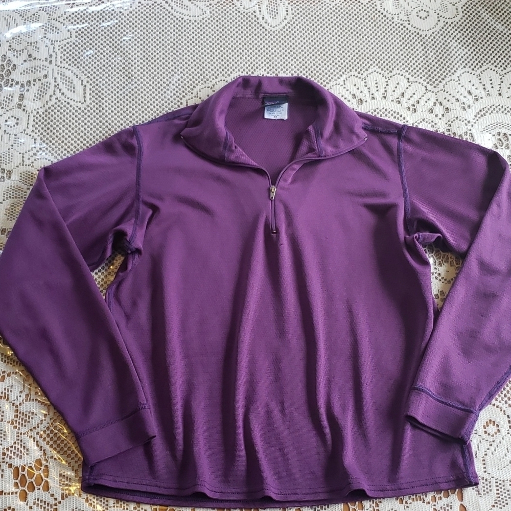 Patagonia capilene long sleeve 1/2 zip purple top size  XS